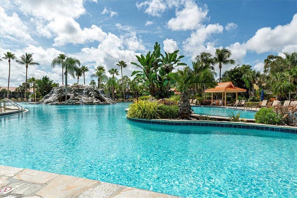 2355 Hidden Lake DR #3, Naples, FL 34112