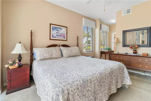 Bonita Springs, FL 34134,76 4th ST #2-102
