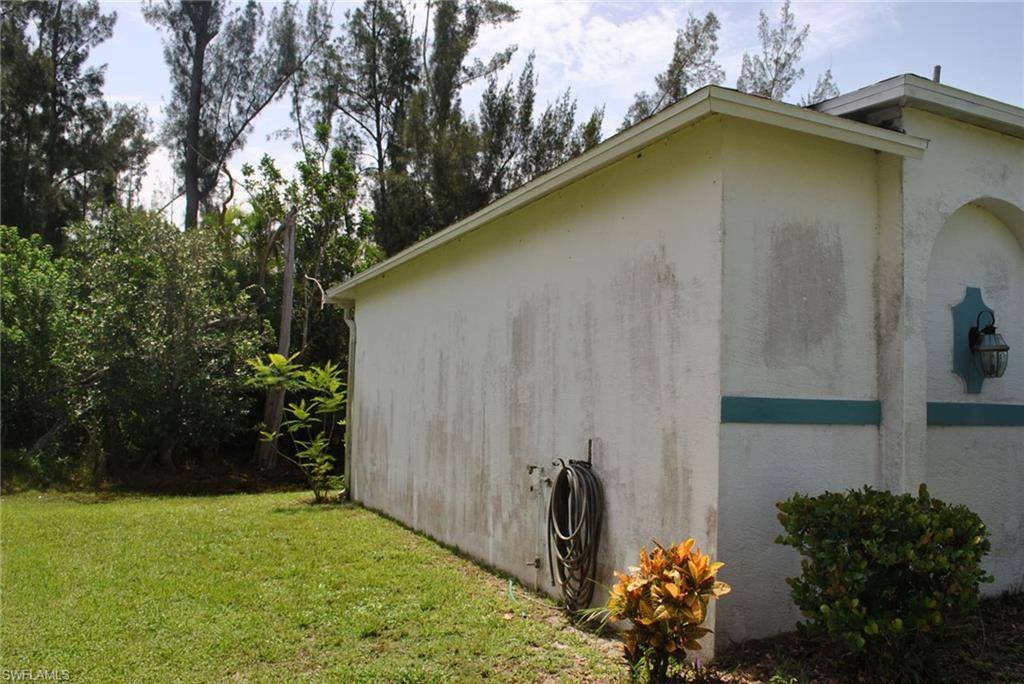 Fort Myers, FL 33908,14441 Pine Lily DR
