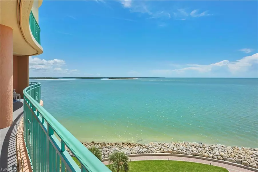 970 Cape Marco DR #605, Marco Island, FL 34145