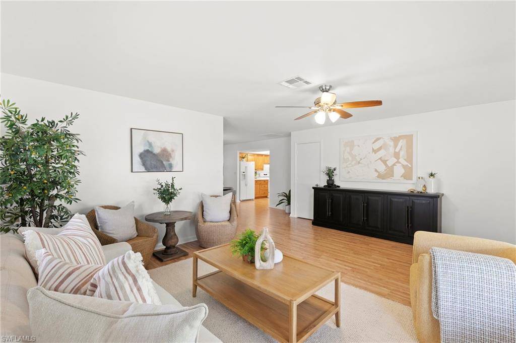 Naples, FL 34108,522 108th AVE N