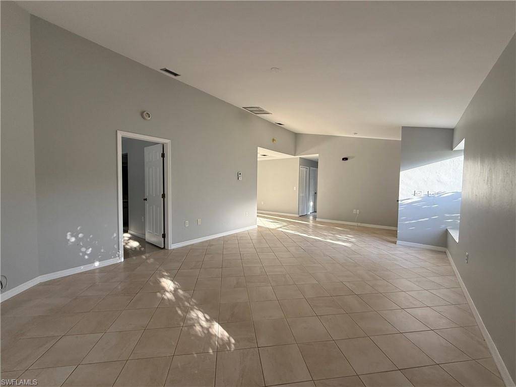 Lehigh Acres, FL 33936,1929 Golfside Village DR