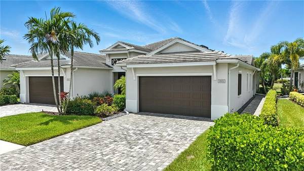 8951 Saint Lucia DR, Naples, FL 34114