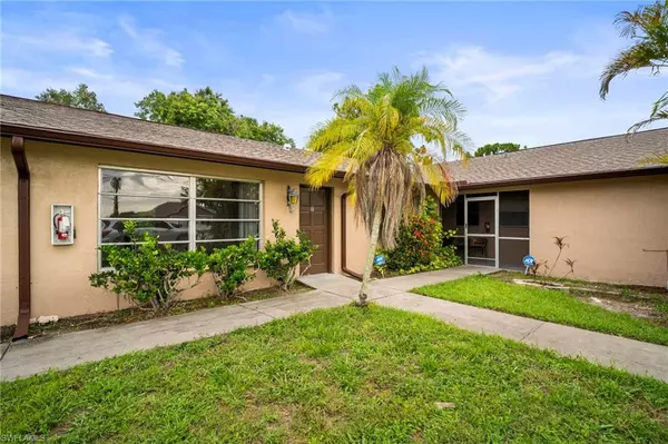 Cape Coral, FL 33990,1417 SE 24th AVE #D