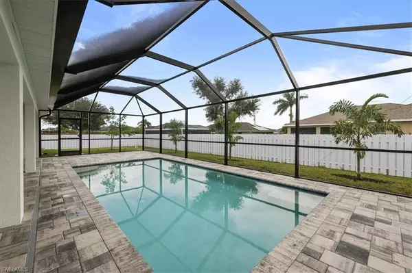 634 NW 15th TER, Cape Coral, FL 33993