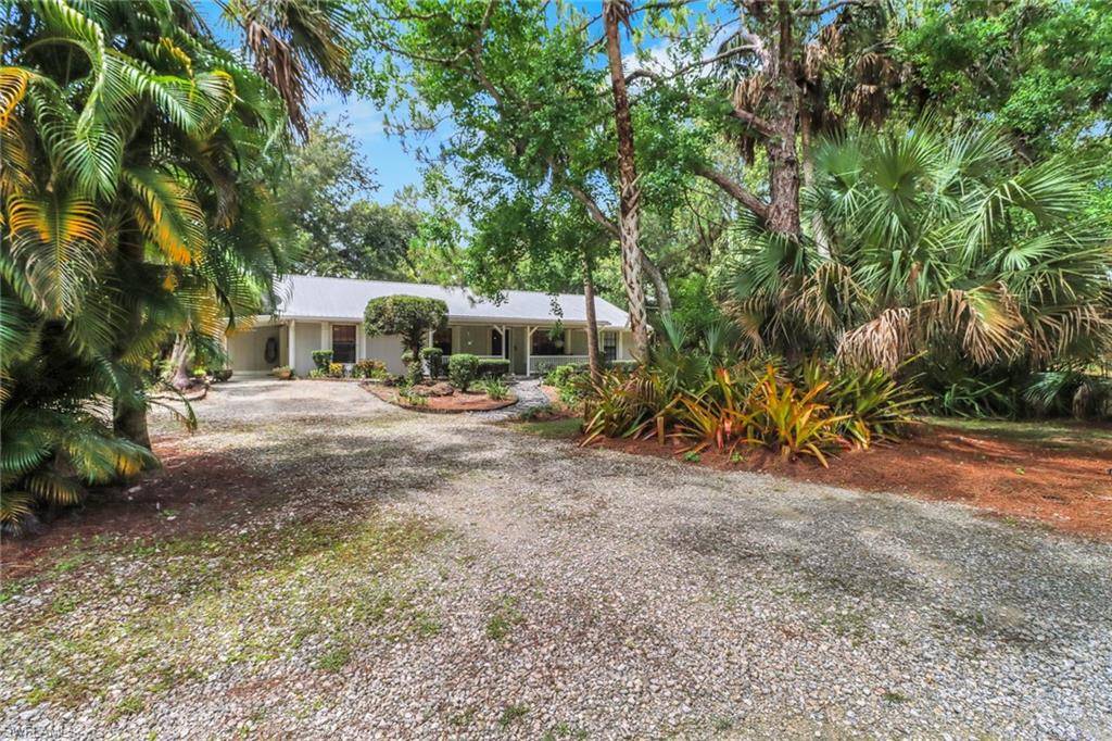 Naples, FL 34117,3110 10th AVE SE