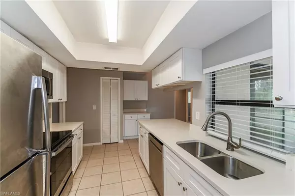 Fort Myers, FL 33967,8445 Winged Foot DR