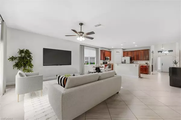 Fort Myers, FL 33912,14155 Danpark LOOP