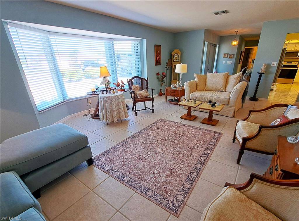 North Fort Myers, FL 33903,1727 Lakeview BLVD