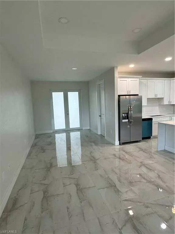 Lehigh Acres, FL 33971,3304 11th ST W