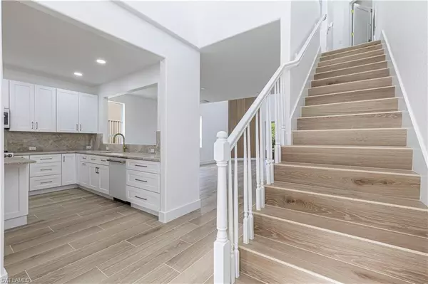 Naples, FL 34109,9217 Troon Lakes DR