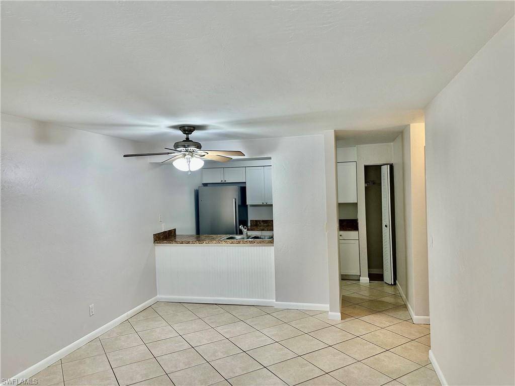 Fort Myers, FL 33919,13118 Feather Sound DR #208
