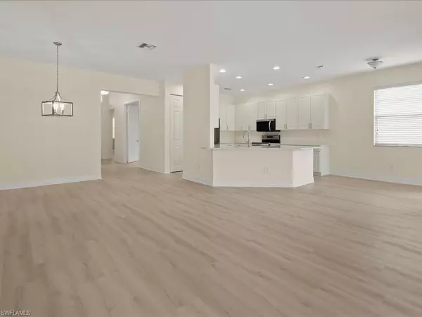 Naples, FL 34105,6491 Marbella DR