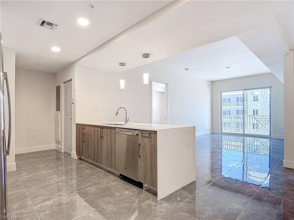 Bonita Springs, FL 34135,26610 Rosewood Pointe DR #C208