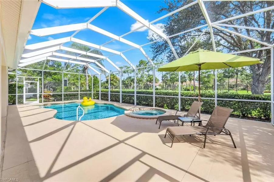 8397 Northhampton CT, Naples, FL 34120