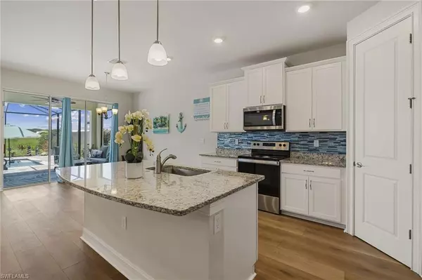 North Fort Myers, FL 33917,18160 Everson Miles CIR