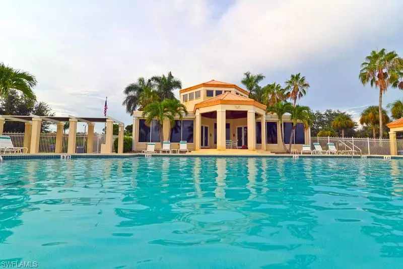 7778 Emerald CIR #204, Naples, FL 34109