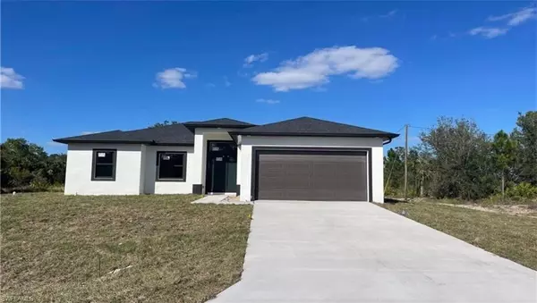 302 W 8th ST, Lehigh Acres, FL 33972