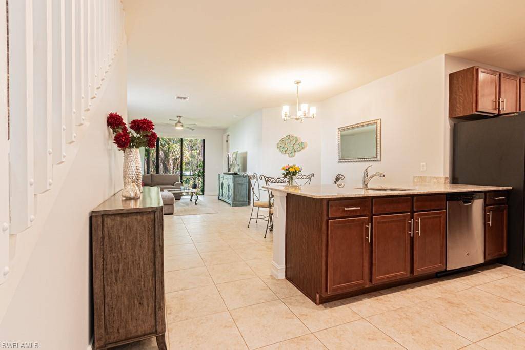 Naples, FL 34120,7907 Bristol CIR