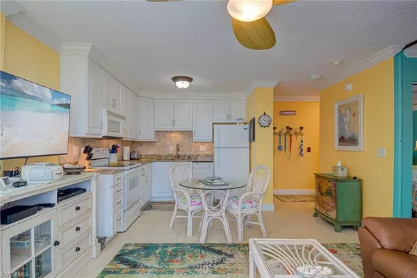 Fort Myers Beach, FL 33931,7360 Estero BLVD #703