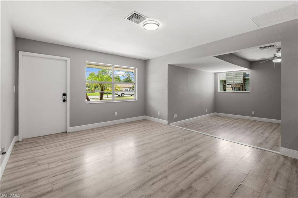 Fort Myers, FL 33967,17313 Lee RD