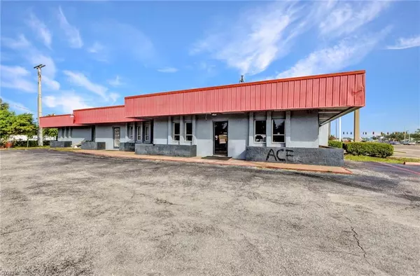 2541 Tamiami TRL #C, Port Charlotte, FL 33952