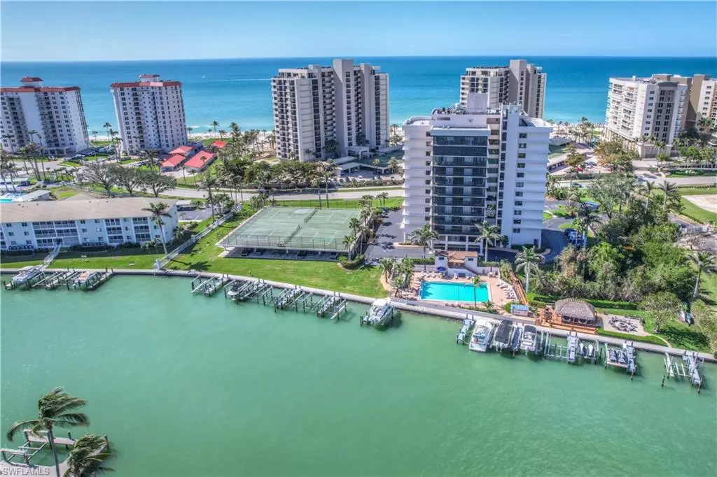 Naples, FL 34108,11030 Gulf Shore DR #401