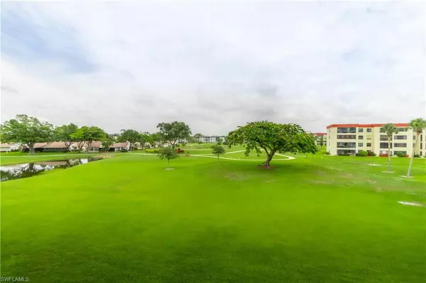 Fort Myers, FL 33907,7406 Lake Breeze DR #312