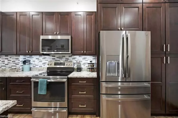 Fort Myers Beach, FL 33931,170 Lenell RD #202