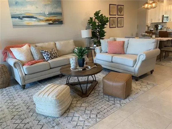 Naples, FL 34119,9433 Benvenuto CT #101
