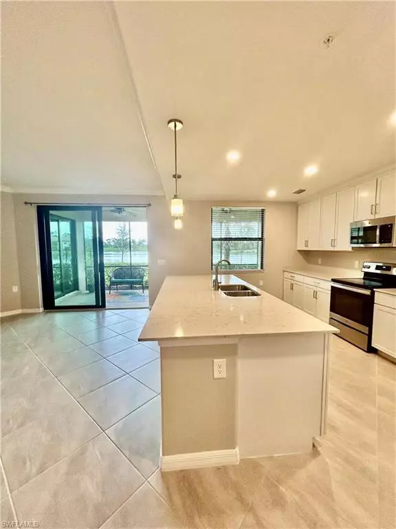 Naples, FL 34120,2361 Anguilla DR #102