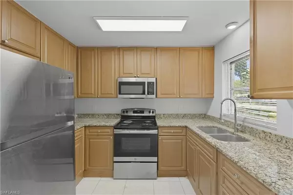 Naples, FL 34103,1069 Highlands DR