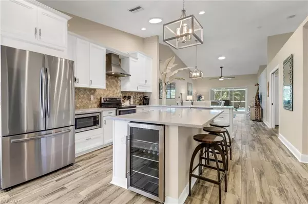 Naples, FL 34110,804 Wiggins Bay DR #22R