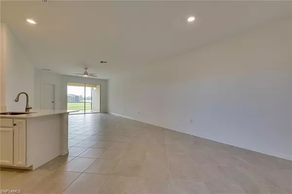 Naples, FL 34120,2620 Vine AVE