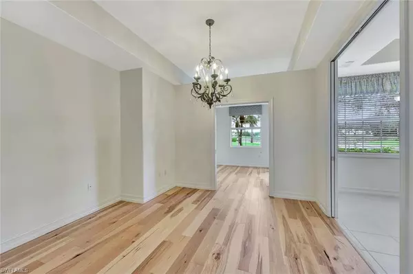 Naples, FL 34105,4728 Stratford CT #1801