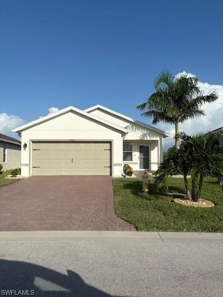 18521 Cronin Sand LN, North Fort Myers, FL 33917
