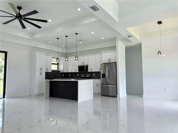 Lehigh Acres, FL 33976,3311 5th ST SW