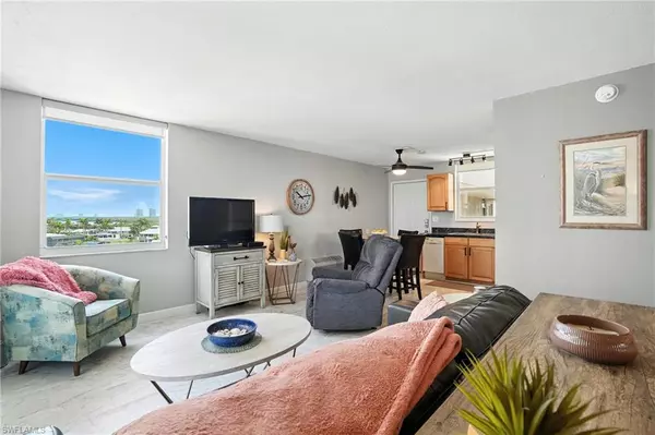 Bonita Springs, FL 34134,5600 Bonita Beach RD #4-605