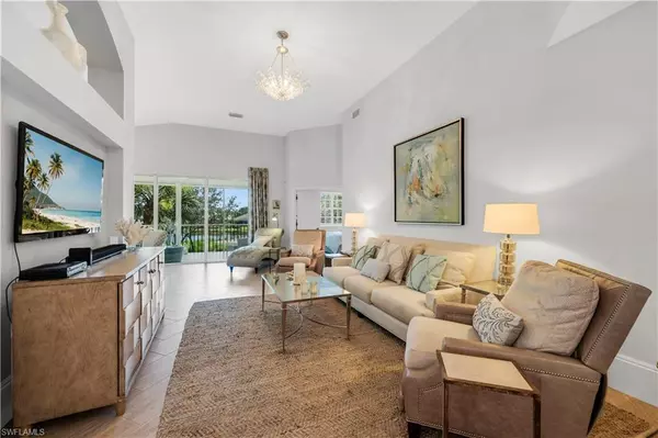 Estero, FL 34135,9101 Palmetto Ridge DR #201