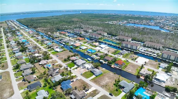 Cape Coral, FL 33990,1874 Coral Point DR