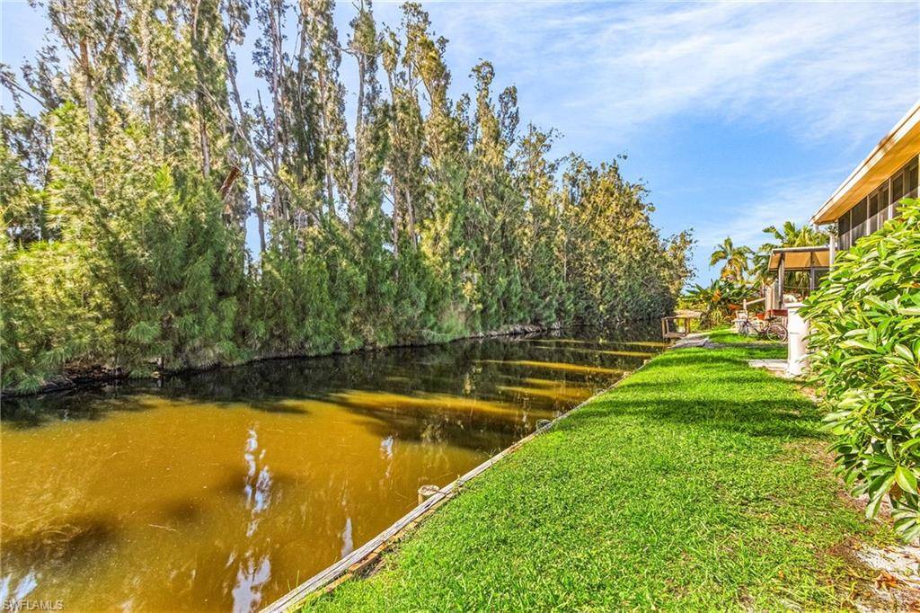 St. James City, FL 33956,7084 Drum DR