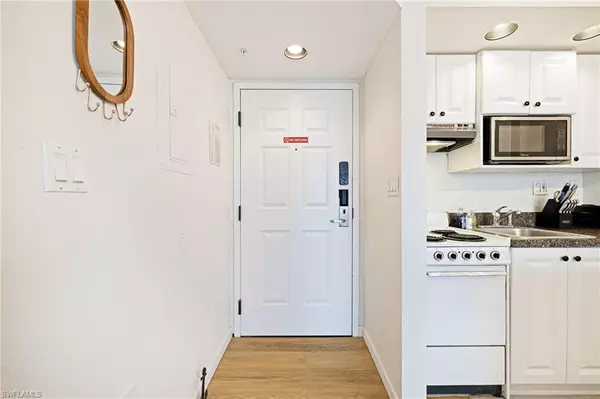 Fort Myers Beach, FL 33931,8771 Estero BLVD #607