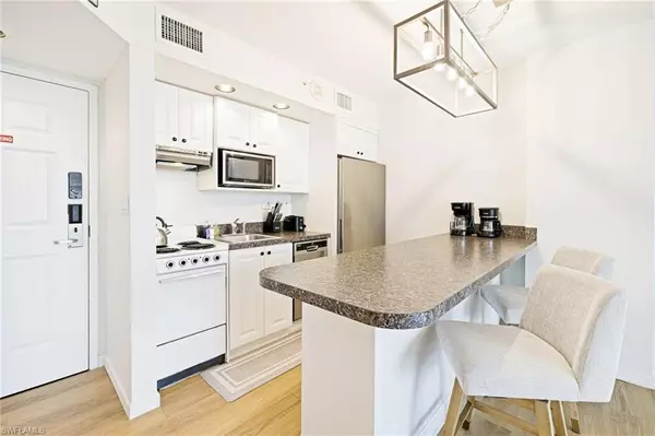 Fort Myers Beach, FL 33931,8771 Estero BLVD #607