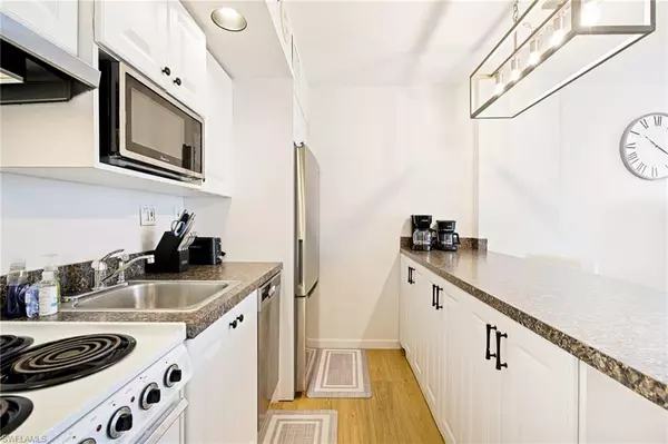 Fort Myers Beach, FL 33931,8771 Estero BLVD #607