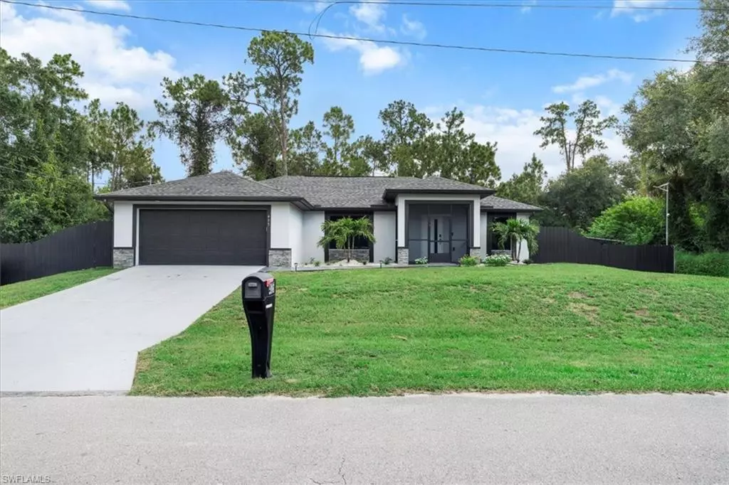 Lehigh Acres, FL 33972,405 E 17th ST