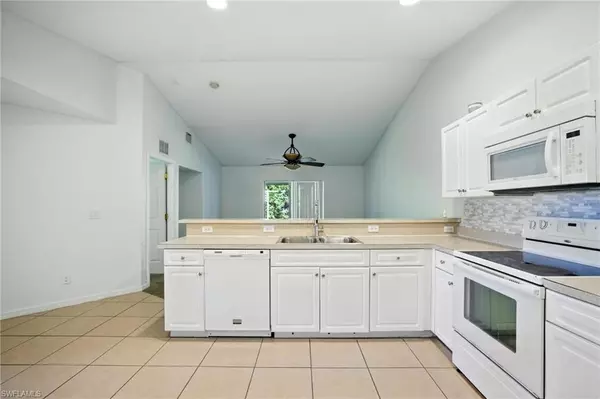 Lehigh Acres, FL 33974,472/474 Petite AVE