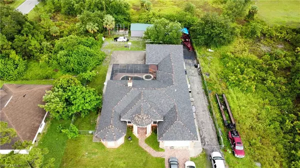 Lehigh Acres, FL 33972,920 HIGHLAND AVE