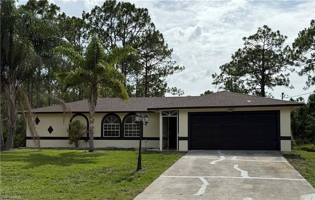 913 Scott AVE, Lehigh Acres, FL 33972