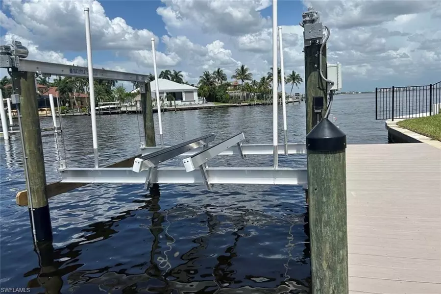 SW 1st AVE, Cape Coral, FL 33914