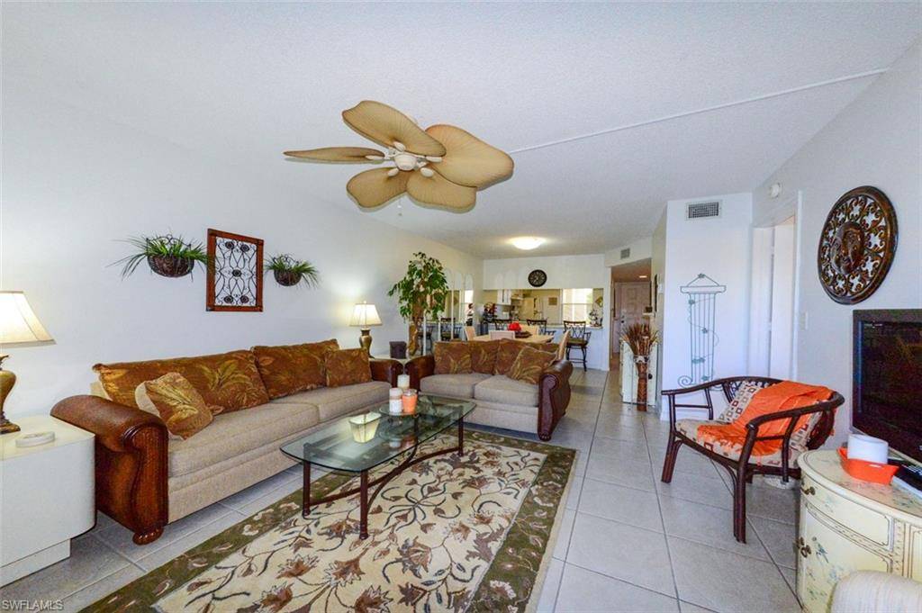 Fort Myers, FL 33919,9241 Central Park DR #103